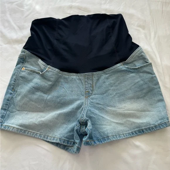 Maternity Denim Shorts with Black Stretch Panel - Picture 1 of 6